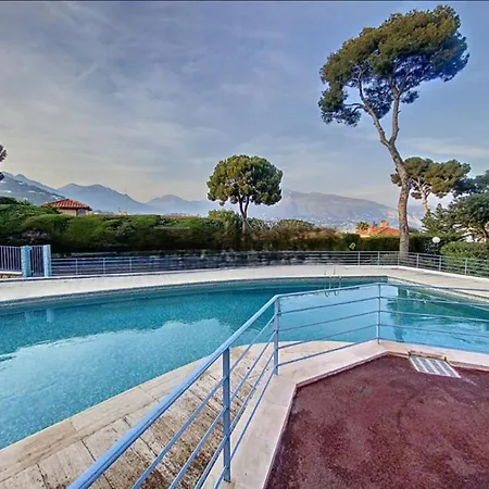 Apartment Proche *